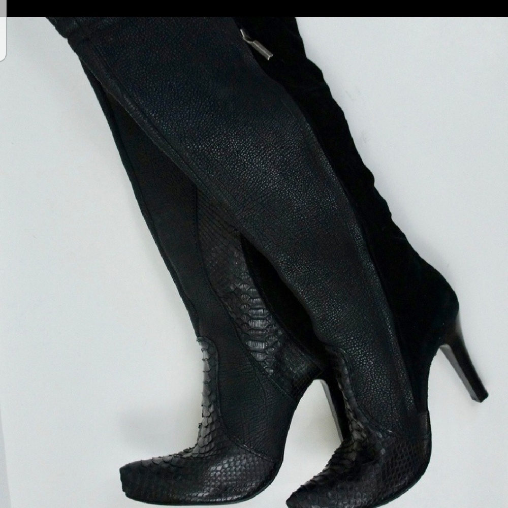 Python Boots 9.5 - image 1